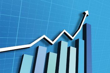  Аналитики заметили повышение ставок по ипотеке в 10 банках